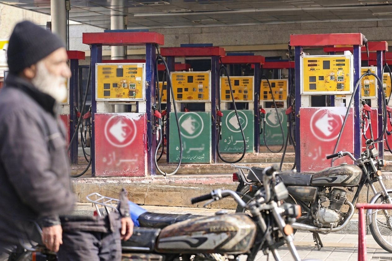 جایگاه بنزین در تهران